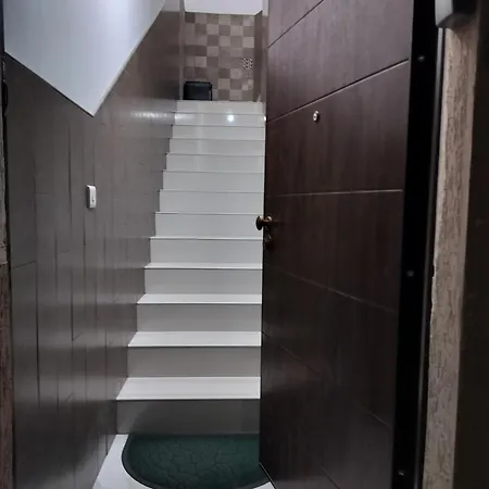 Private Small Apartman *