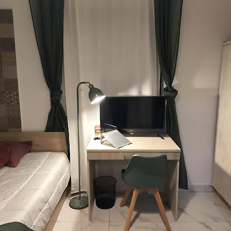 Private Small * Qrendi